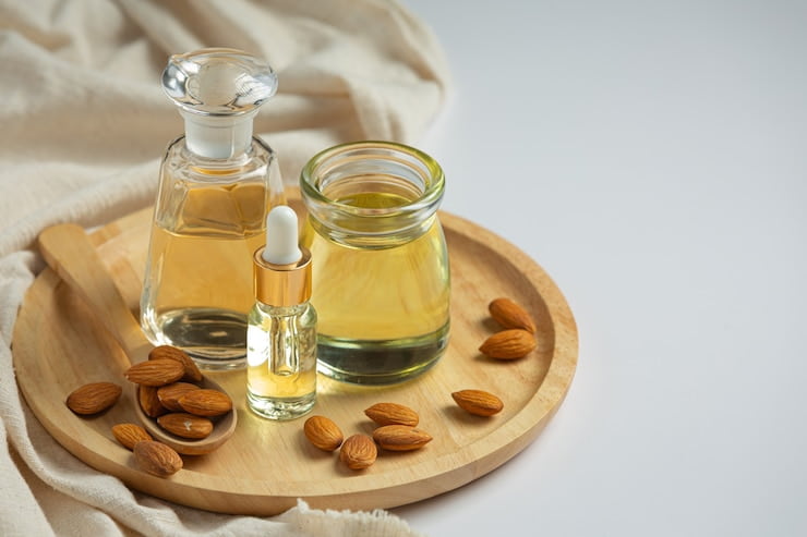 تصویر 1 از قیمت خرید روغن بادام شیرین + فروش ویژه